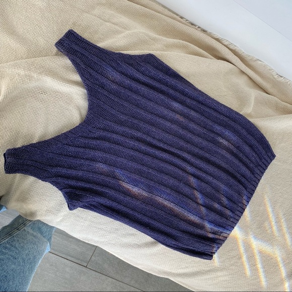 Crocheted vest with beaded pearls - Picture 6 of 7